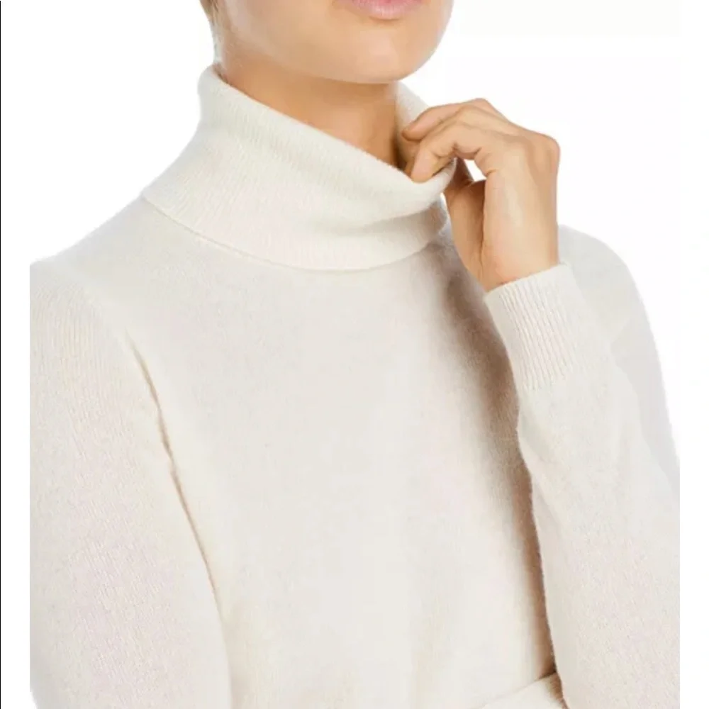 C by‎ Bloomingdale's Cashmere Turtleneck Sweater